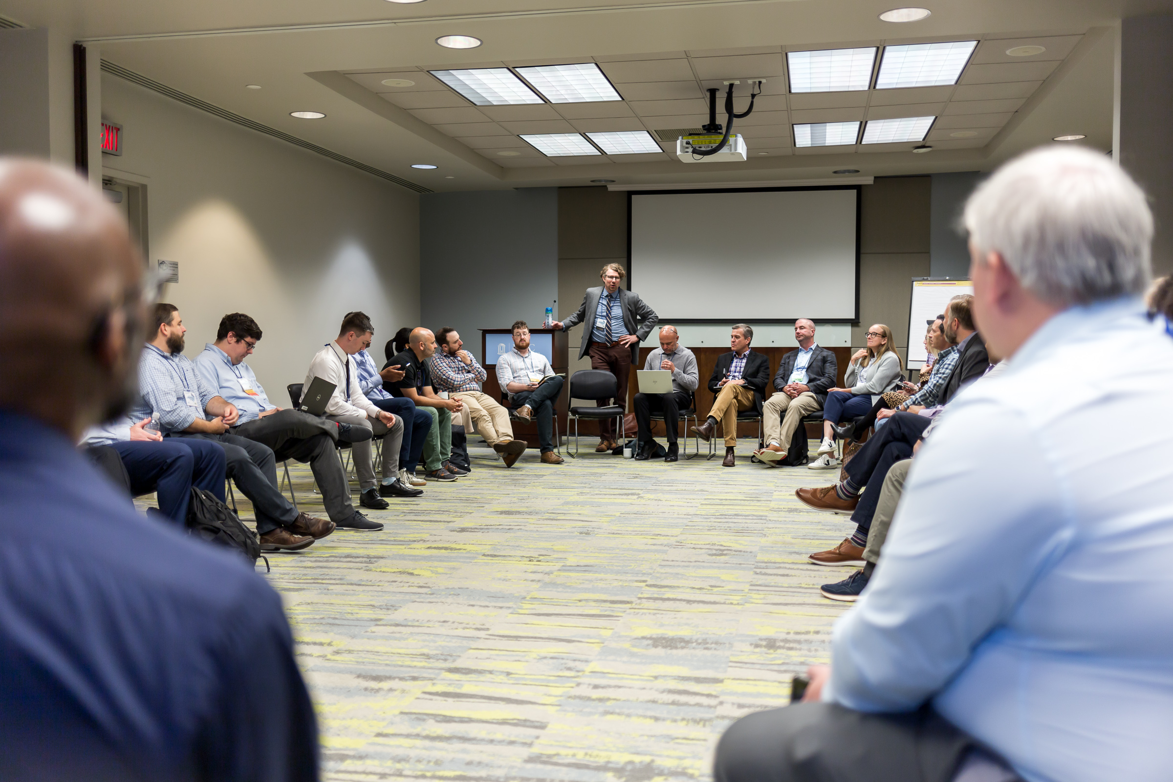 Dan Schneider moderating the Advanced Analytics roundtable